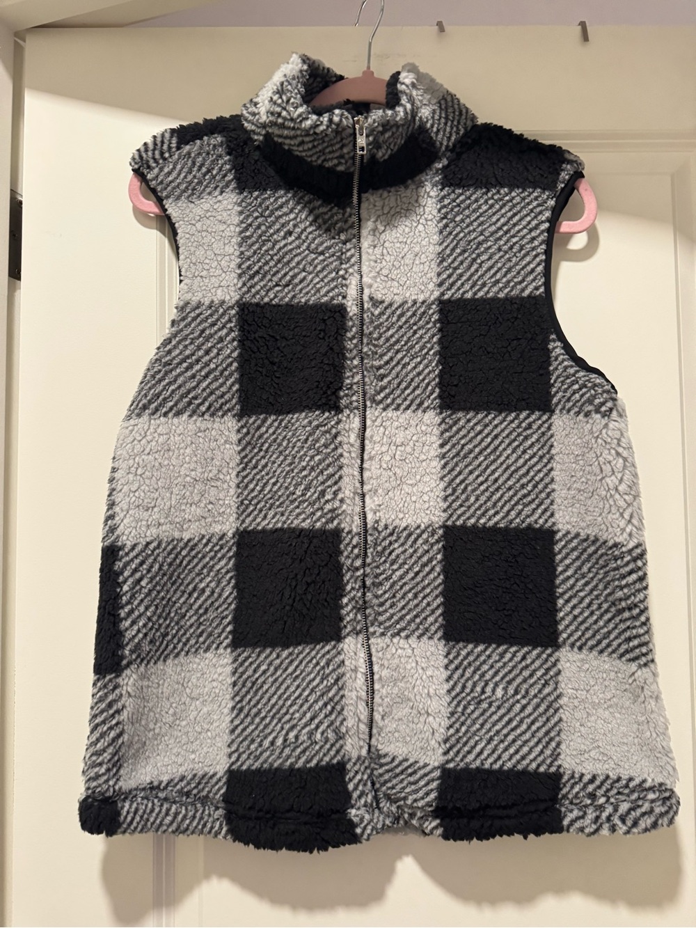 New Woman’s Black& Gray Buffalo Check Sherpa Vest - , Cozy Zip-Front S